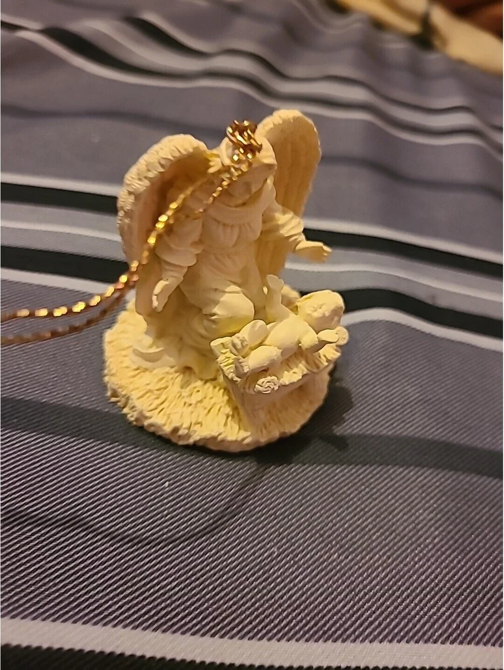 Angel & Infant Baby Jesus Small Figurine Cream Resin Porcelain Look 2.25”